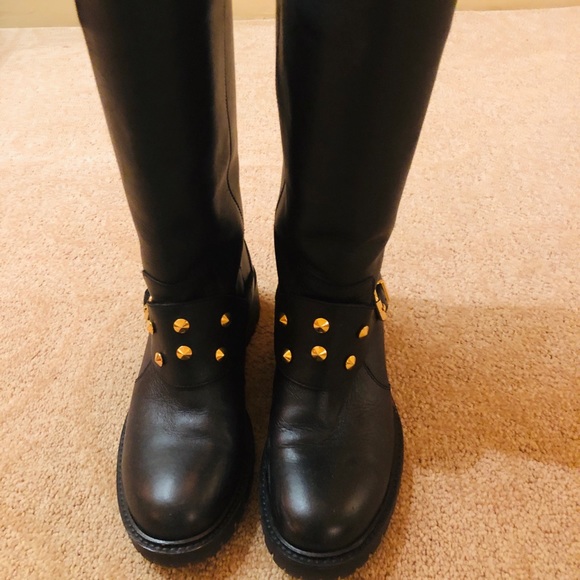 100% Authentic Fendi Boots - Picture 7 of 8